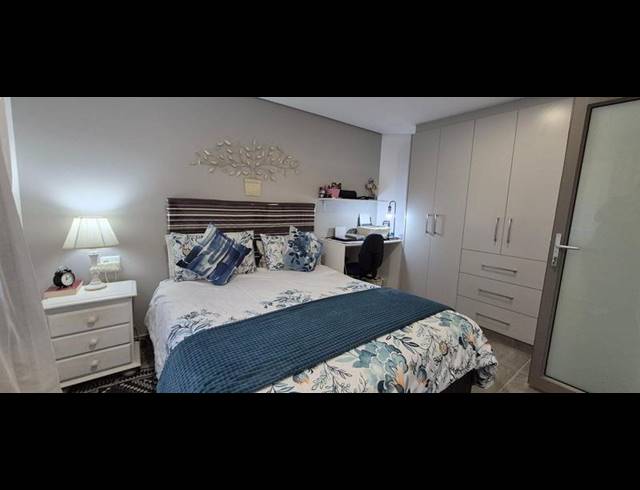 3 BEDROOM APARTMENT FOR SALE IN ISLAND VIEW